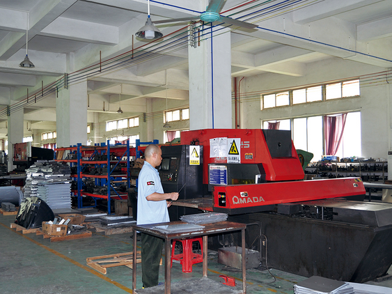 Immagini delle attrezzature di fabbrica