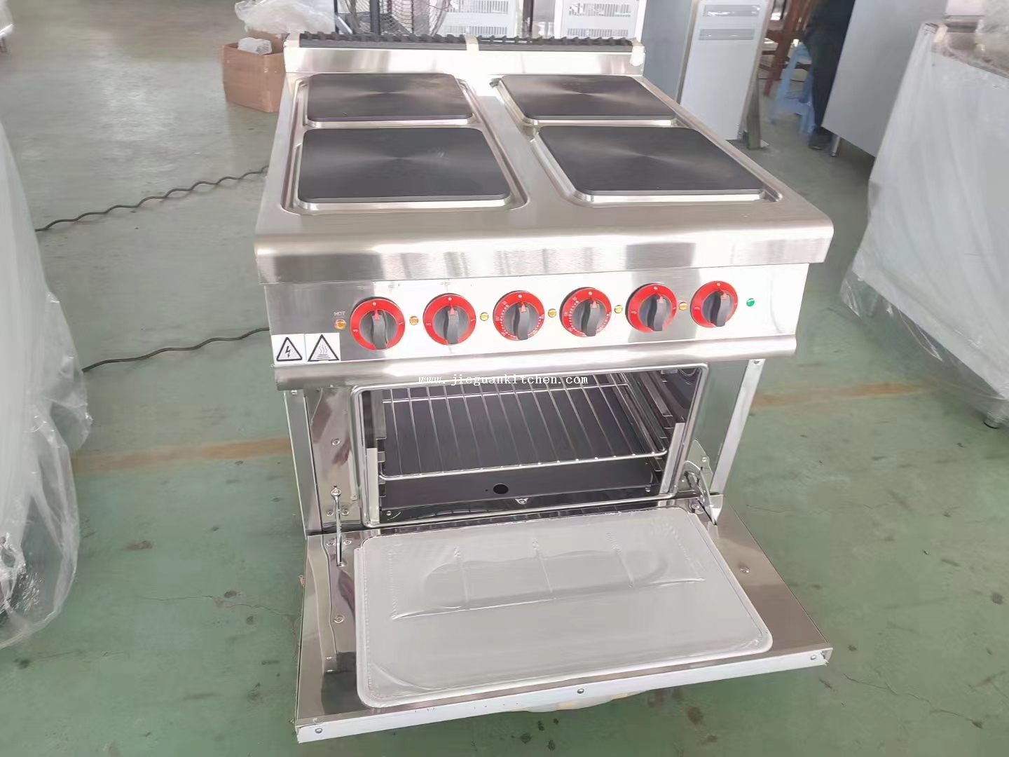 Piano cottura elettrico con 4 piastre e forno